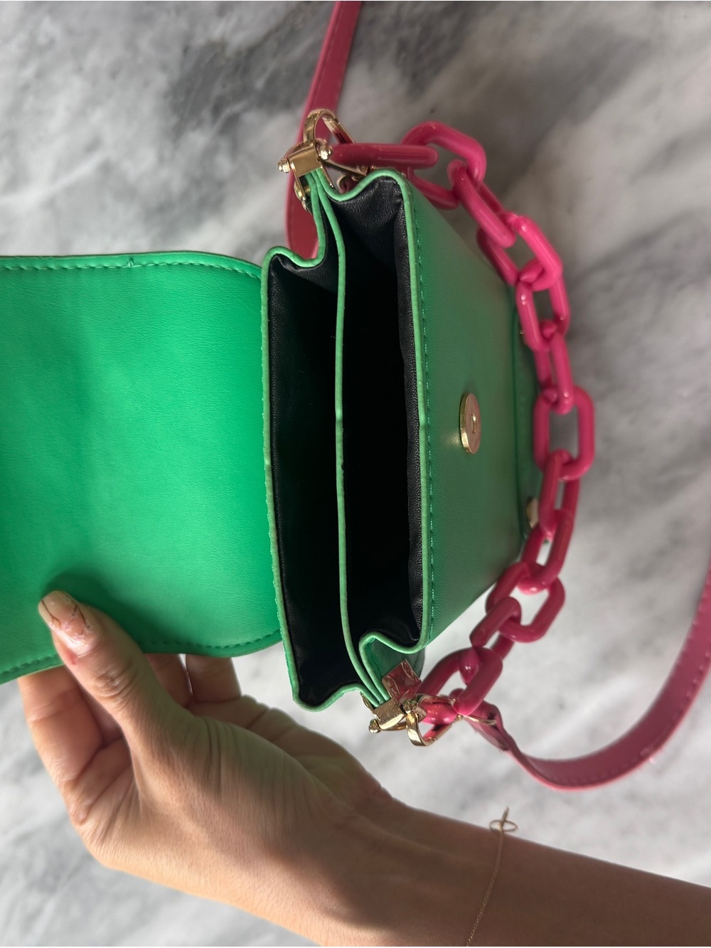 Green Mini Crossbody Camera Bag with Pink Chain and Strap - NWOT - Picture 7 of 12